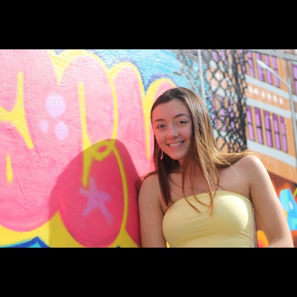 Meet your Posher, Kacie - Picture 1 of 1